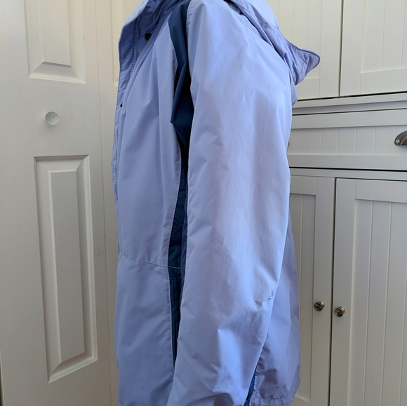 Columbia Women's Jacket - size small - Picture 6 of 10